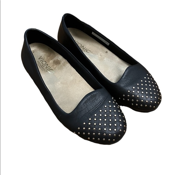 Vionic Bondi Black Studded Gold Loafers Flats Size 6.5 - Picture 1 of 5